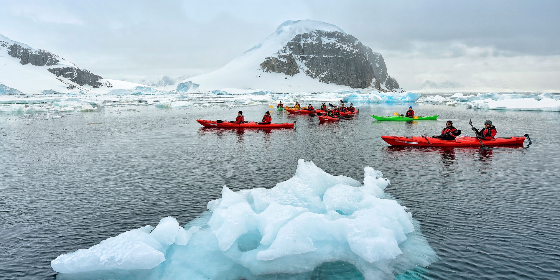 Tættere på elementerne – kajakroning i Antarktis