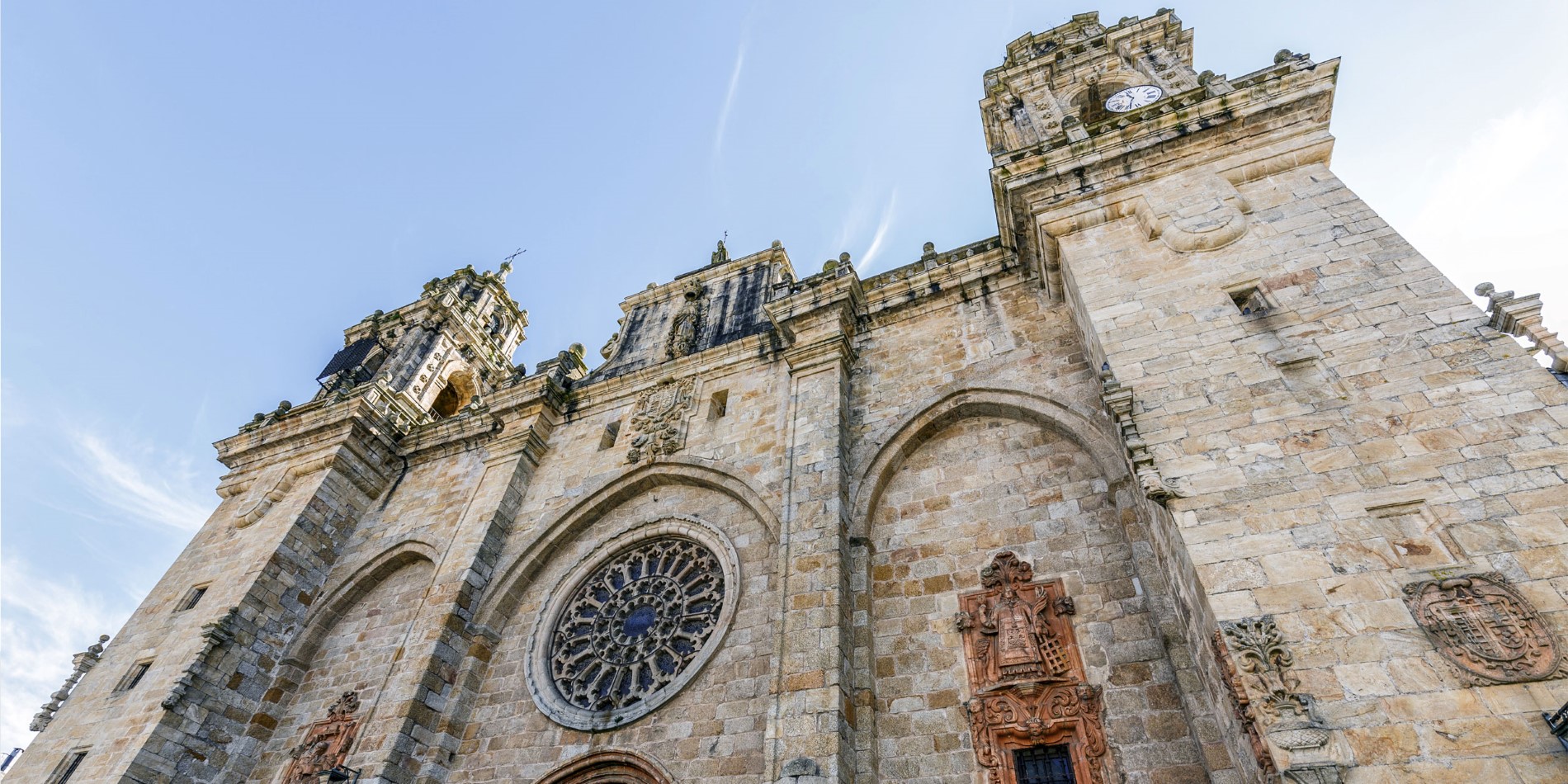 Udsigt over forsiden af Mondoñedo Cathedral.