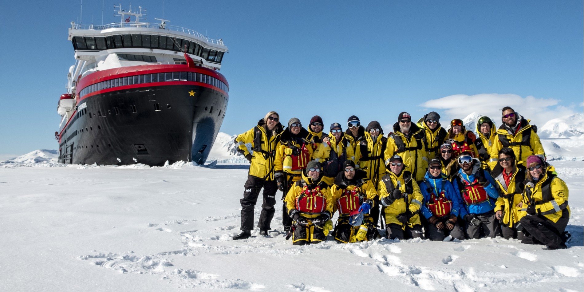 Landgang med MS Roald Amundsens ekspeditionsteam i Antarktis
